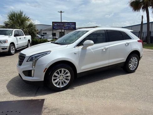 Used 2019 Cadillac XT5 FWD image 6