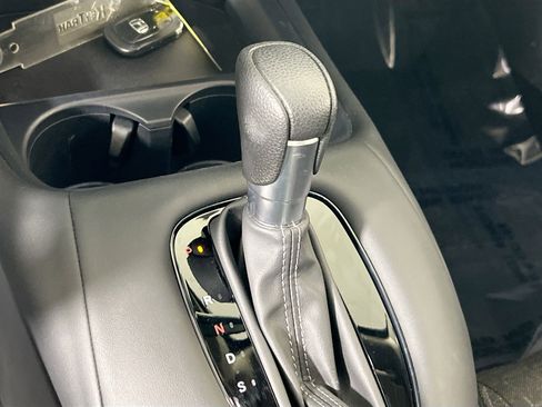 Used 2023 Honda HR-V LX image 16