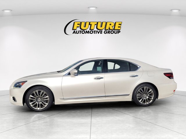 Used 2016 Lexus LS 460 w/ Comfort Package RWD image 6