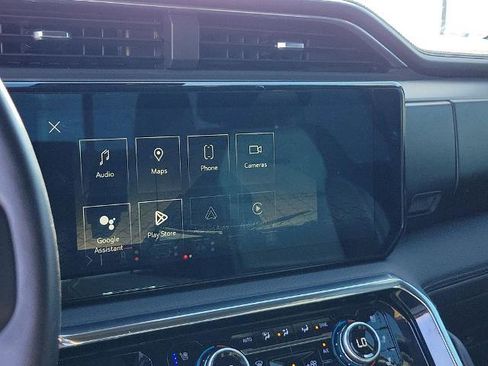 Used 2025 GMC Sierra 2500 Denali w/ Technology Package image 31