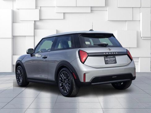 Used 2026 MINI Cooper 2-Door Hardtop FWD image 5