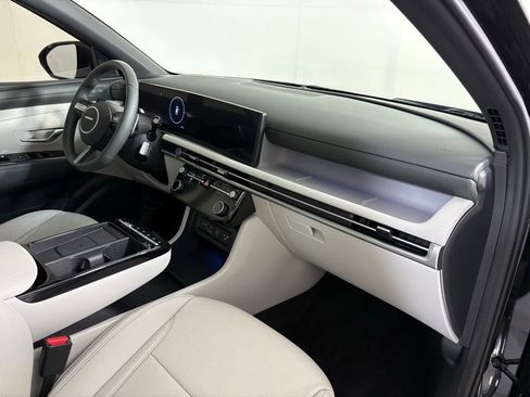 New 2025 Hyundai Tucson Limited FWD image 13