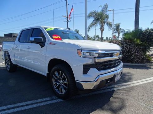 Certified 2024 Chevrolet Silverado 1500 LT w/ Z71 Off-Road Package image 5