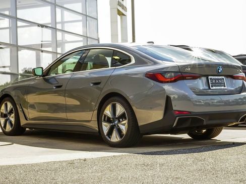 Used 2024 BMW i4 eDrive40 w/ Premium Package RWD image 10