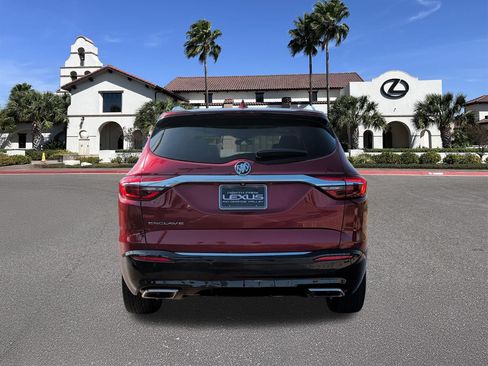 Used 2020 Buick Enclave Essence FWD image 3