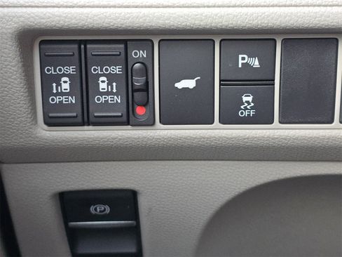 New 2026 Honda Odyssey Elite image 18