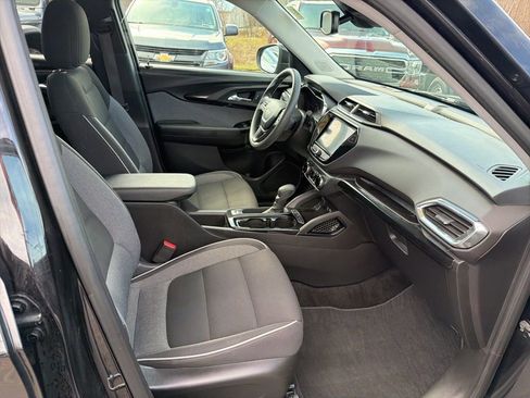 Used 2021 Chevrolet TrailBlazer LT w/ Convenience Package image 19