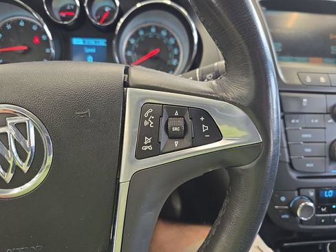 Used 2013 Buick Regal Premium FWD image 17