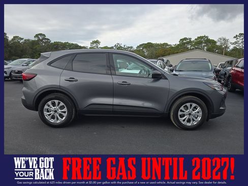 New 2026 Ford Escape Active w/ Tech Pack #1 FWD image 3