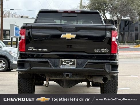 Used 2023 Chevrolet Silverado 2500 High Country w/ Safety Package II image 8