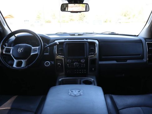 Used 2018 RAM 2500 Laramie w/ Sport Appearance Group AWD/4WD image 16