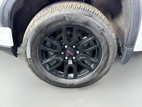 Used 2022 GMC Sierra 1500 Elevation w/ X31 Off-Road Package image 37