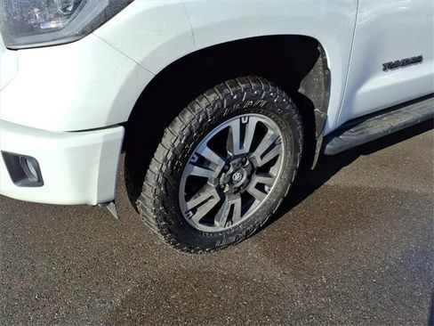 Certified 2020 Toyota Tundra SR5 image 4