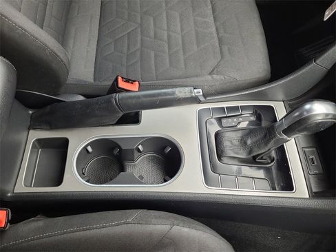 Used 2021 Volkswagen Passat 2.0T S image 20