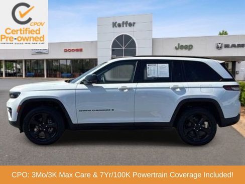 Certified 2023 Jeep Grand Cherokee Altitude AWD/4WD image 2