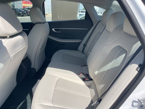 New 2026 Hyundai Sonata SE FWD image 12