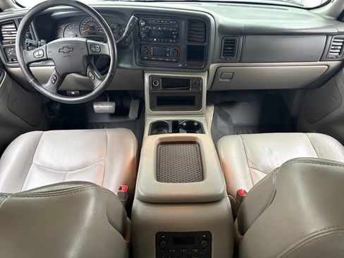 Used 2005 Chevrolet Tahoe Z71 w/ Preferred Equipment Group AWD/4WD image 20