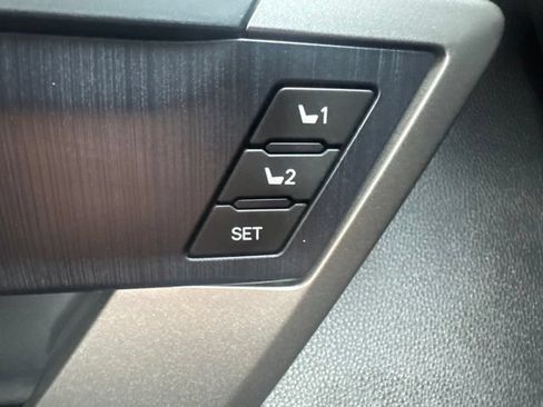 Used 2026 Toyota Tundra Platinum AWD/4WD image 13