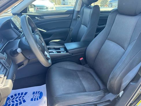 Used 2018 Honda Accord LX image 24