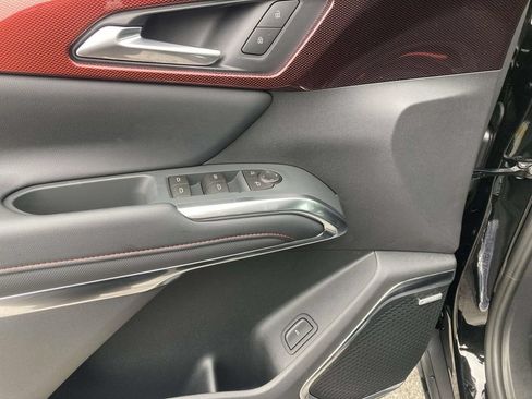 New 2026 Chevrolet Traverse Z71 w/ Enhanced Driving Package AWD/4WD image 17
