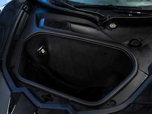 Used 2021 Chevrolet Corvette Stingray w/ Z51 Performance Package image 58