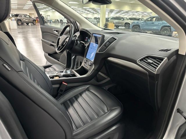 Used 2024 Ford Edge SEL w/ Convenience Package AWD/4WD image 15