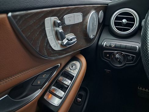 Used 2018 Mercedes-Benz C 300 4MATIC Cabriolet image 14