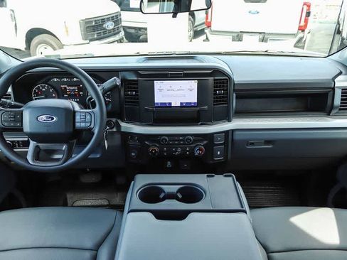 New 2026 Ford F250 XL w/ XL Chrome Package RWD image 12