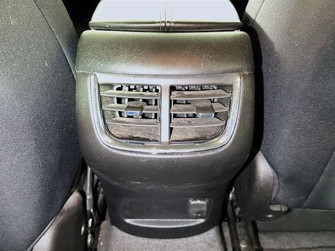 Used 2024 Chevrolet Malibu LT FWD image 22