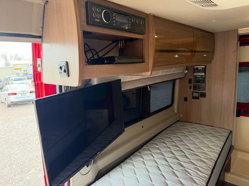 Used 2015 RAM ProMaster 3500 w/ Premium Appearance Group image 17