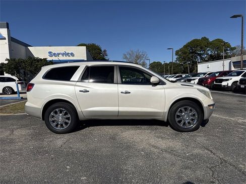 Used 2012 Buick Enclave Leather w/ Trailering Provision Package image 4