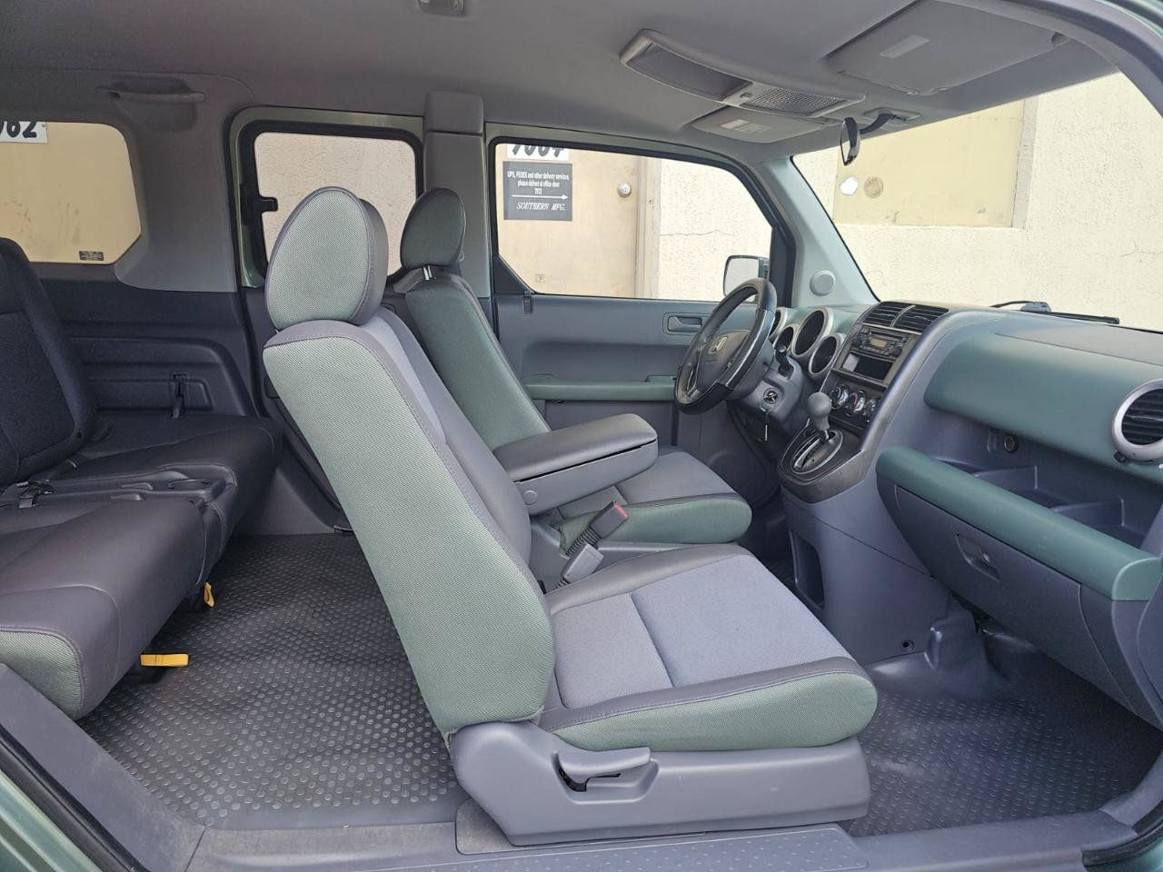 Used 2005 Honda Element LX image 19