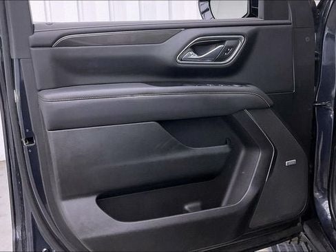 Used 2023 GMC Yukon XL AT4 w/ Technology Package AWD/4WD image 21