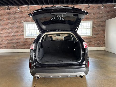 Used 2022 Ford Edge Titanium w/ Equipment Group 301A image 41