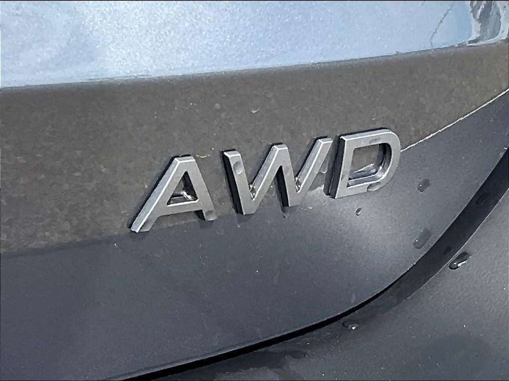Used 2026 Nissan Kicks SV w/ SV Premium Package AWD/4WD image 26