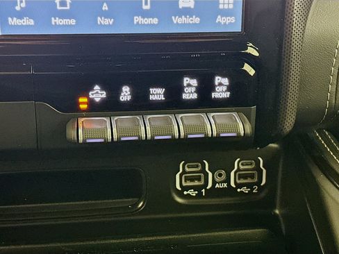 Used 2022 RAM 1500 Limited image 26