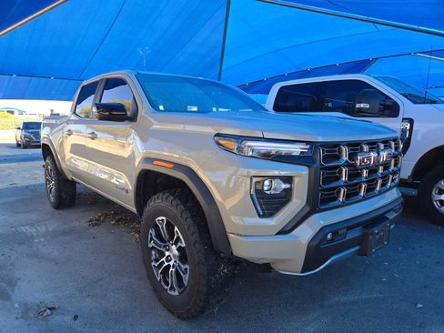 Certified 2024 GMC Canyon AT4 image 2