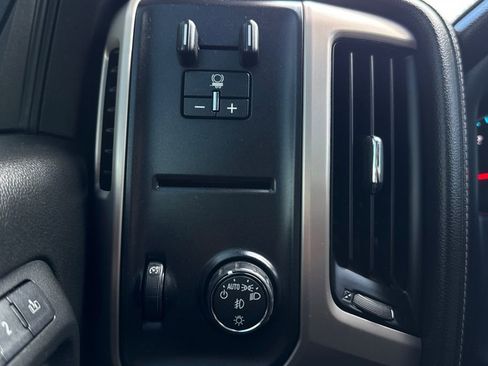 Used 2017 GMC Sierra 1500 Denali RWD image 31