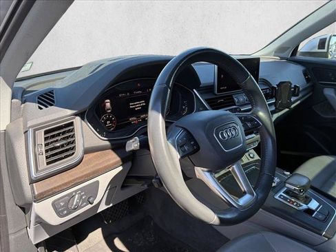 Used 2019 Audi Q5 2.0T Premium Plus w/ Premium Plus Package AWD/4WD image 10