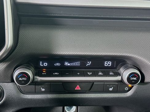 Used 2025 MAZDA CX-50 AWD 2.5 S w/ Preferred Package image 24
