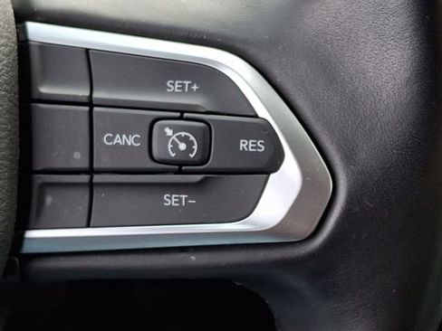 Used 2022 Jeep Compass Latitude w/ Convenience Group AWD/4WD image 21
