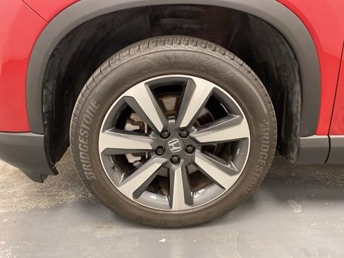 Used 2024 Honda Pilot Touring image 35