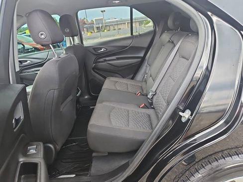 Used 2020 Chevrolet Equinox LT w/ Driver Convenience Package FWD image 25
