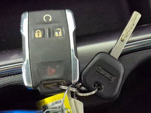 Used 2016 GMC Sierra 2500 SLT w/ Duramax Plus Package image 25