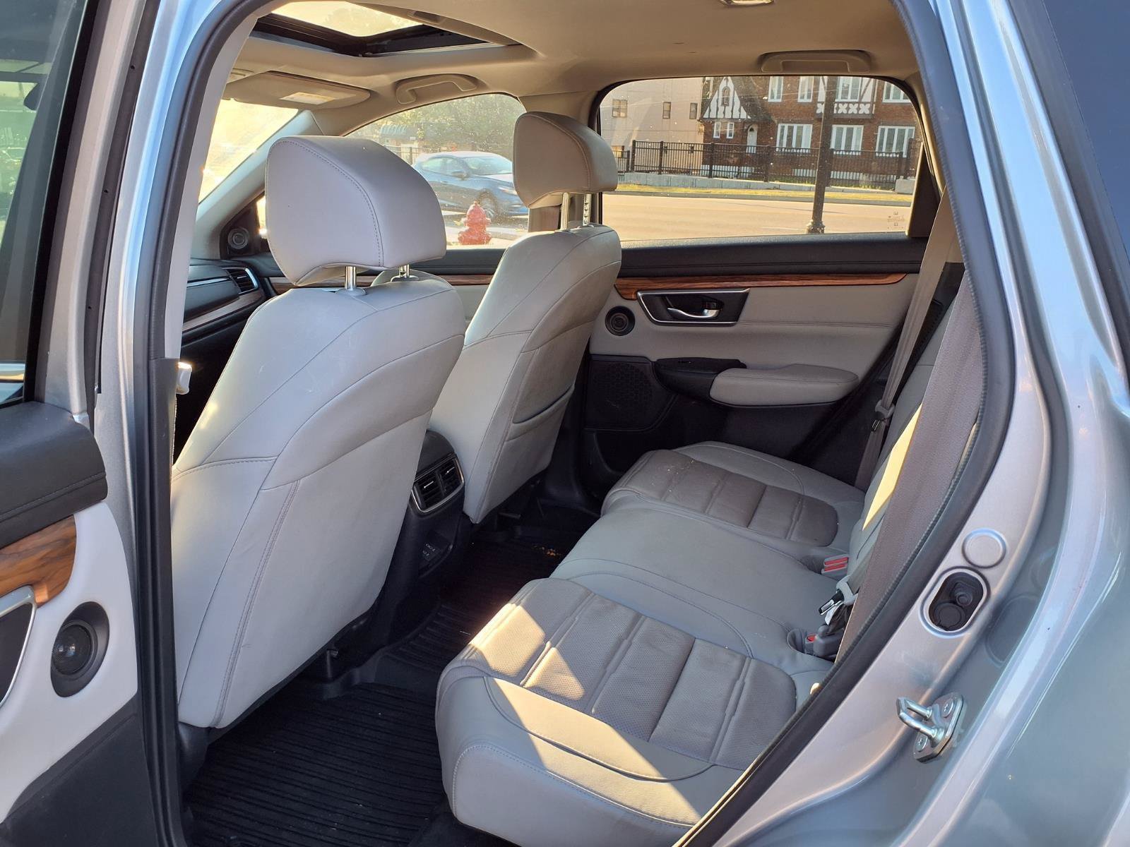Used 2020 Honda CR-V Touring image 24