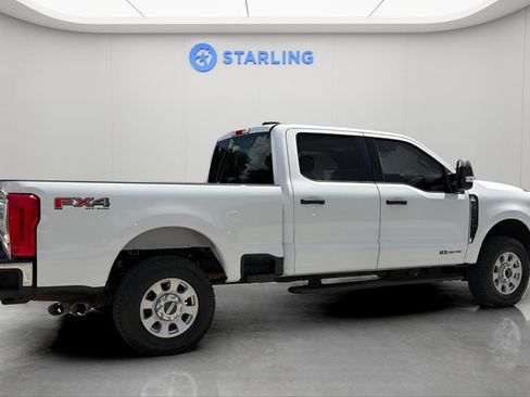 Used 2024 Ford F250 XLT w/ FX4 Off-Road Package AWD/4WD image 11