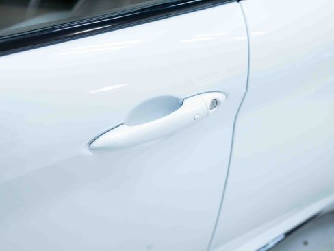 Used 2017 Alfa Romeo Giulia Quadrifoglio image 31