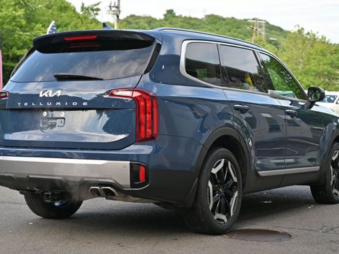 Used 2025 Kia Telluride S FWD image 6