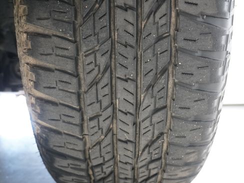 Used 2016 Toyota Sequoia SR5 image 32