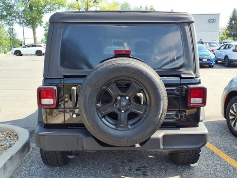 Used 2018 Jeep Wrangler Unlimited Sport S AWD/4WD image 6